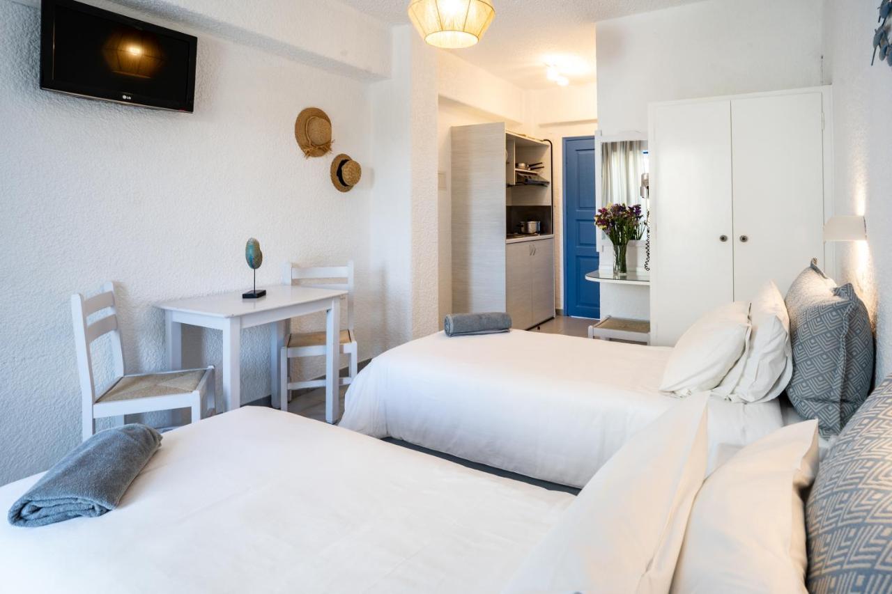 Ninetta'S Studios Poros Town Екстериор снимка
