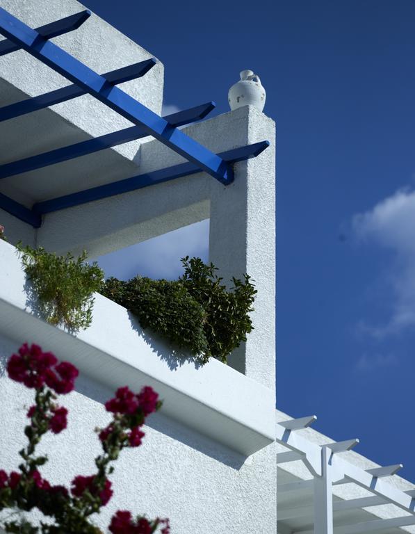 Ninetta'S Studios Poros Town Екстериор снимка